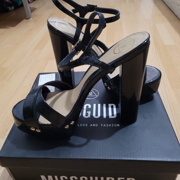 Brand New Missguided Black Vinyl Studded Platform Sandals - Picture 1 of 7